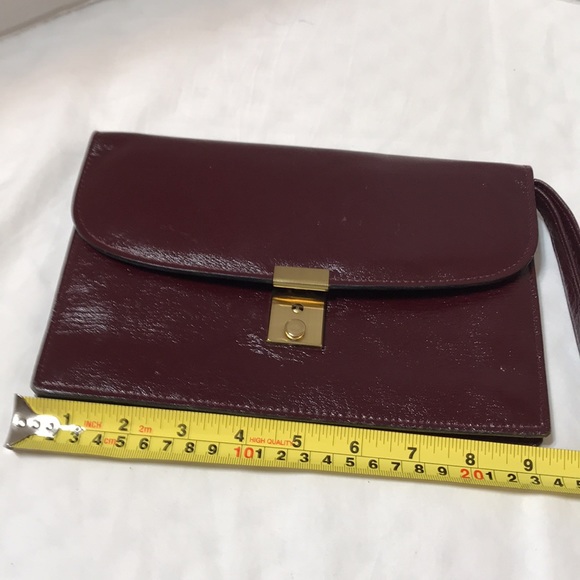 Brown leather wristlet with multi compartments and back zipper - Picture 6 of 7